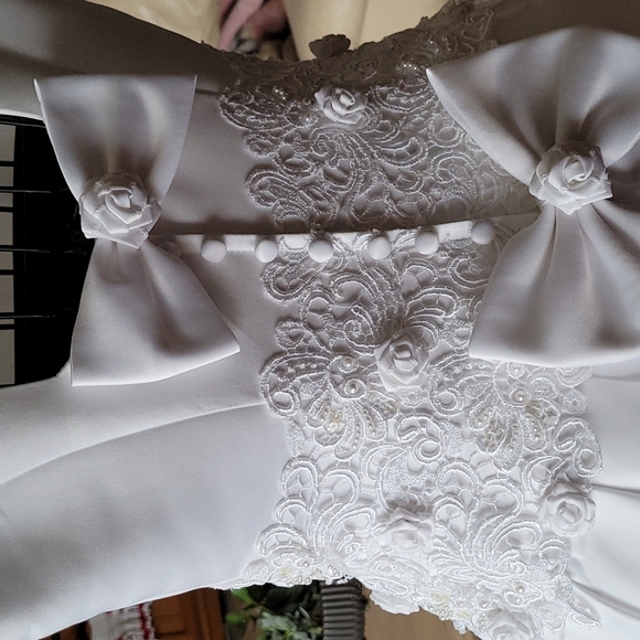 Wedding Dress - Picture 5 of 9